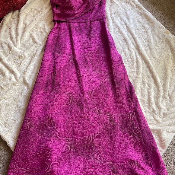 Teri Jon evening gown - Picture 2 of 5